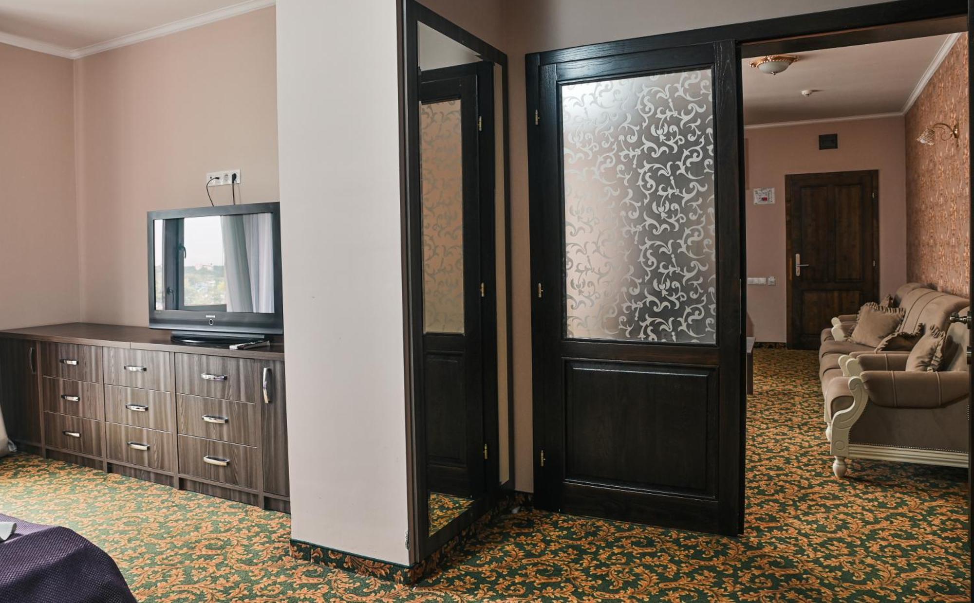 Hotel Abi 3*