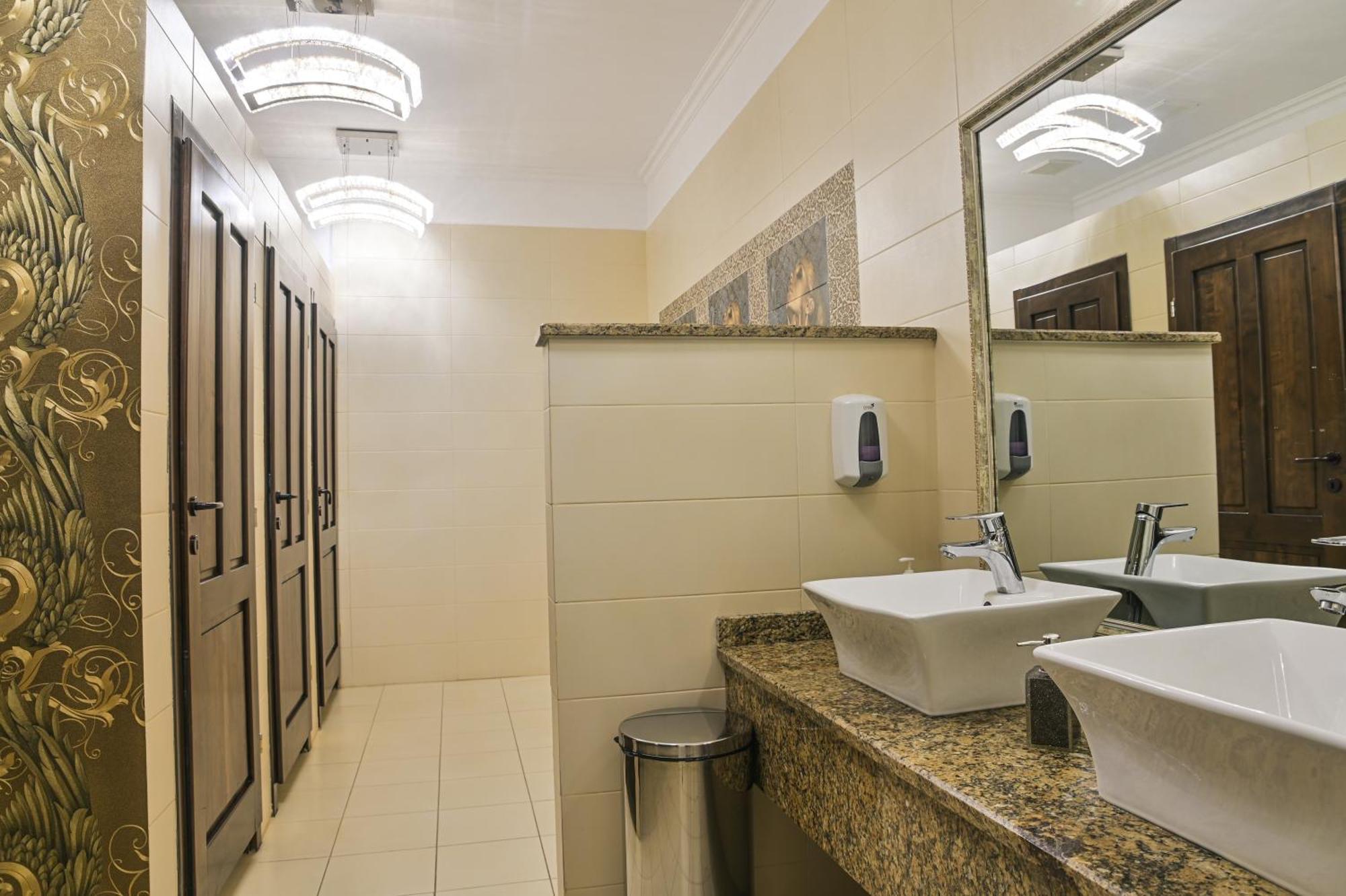 Abi Hotel 3*