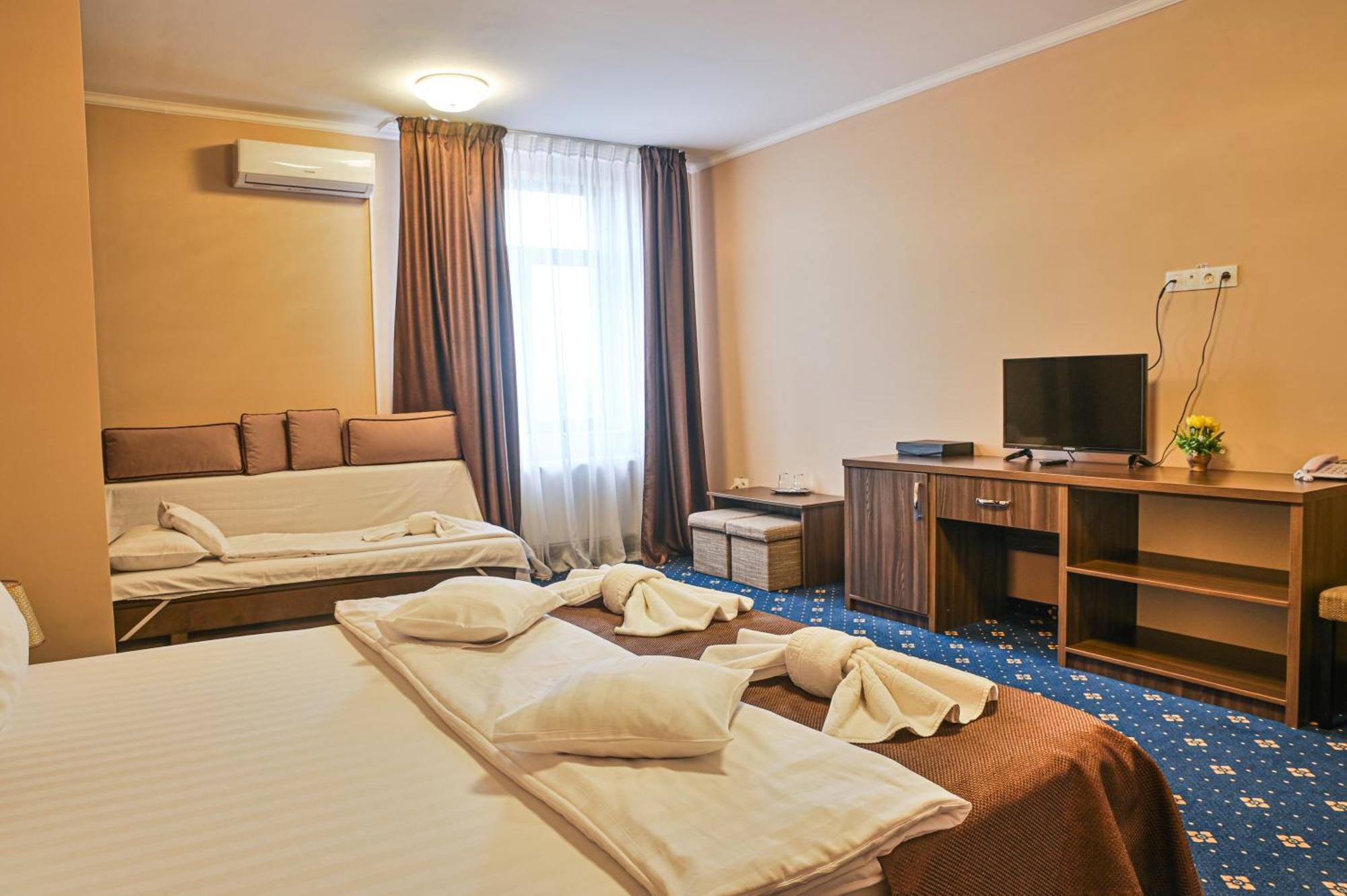 Abi Hotel 3*