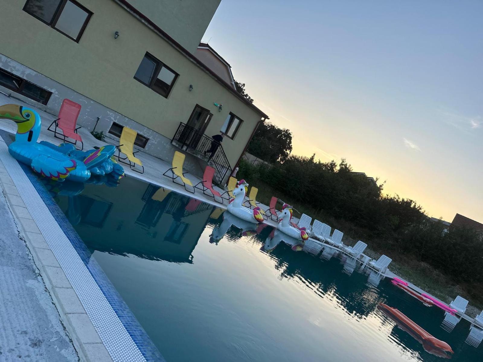 Abi Hotel 3*